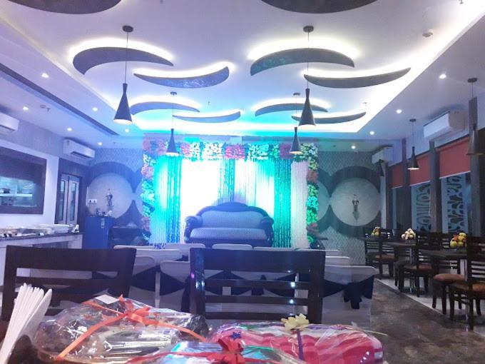 Hotel Genx Le Crescent Ghaziabad Exterior foto