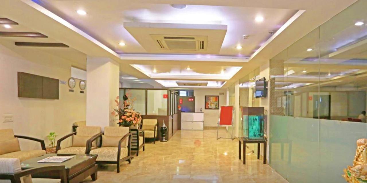 Hotel Genx Le Crescent Ghaziabad Exterior foto